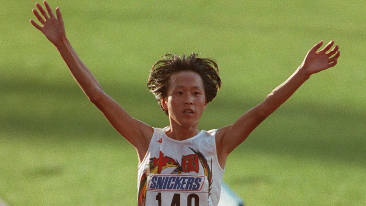 Rekordzistka świata przyznała się do dopingu. Zmuszał ją trener