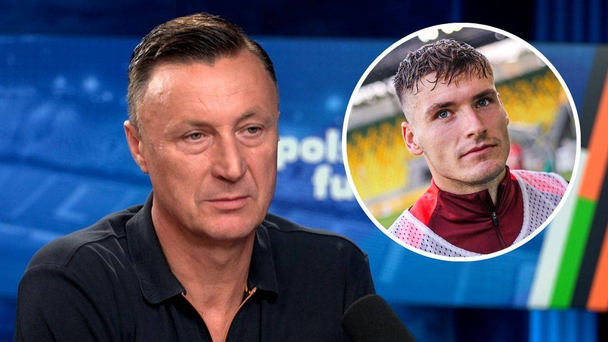 Tomasz Hajto w studiu telewizyjnym, obok zdjęcie młodych piłkarzy w okręgu.