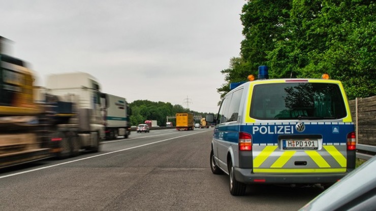 Niemcy: 10-latek chwycił za kierownicę, uratował dziadkowi życie