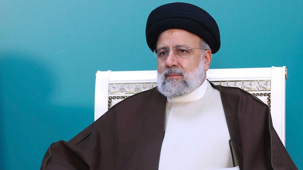 L’Iran.  Le président Ebrahim Raïssi est mort.  Il est mort dans un accident d’avion
