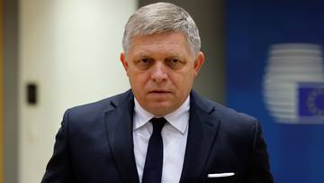 Robert Fico wściekły na opozycję. Oskarża o chęć zamachu stanu na Słowacji