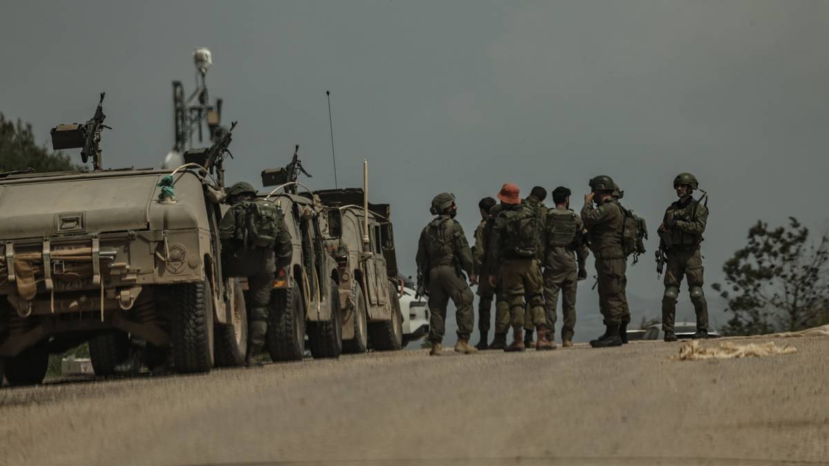 Hezbollah twierdzi, iż obawia się zdrady Izraela. Trzyma "palec na spuście"