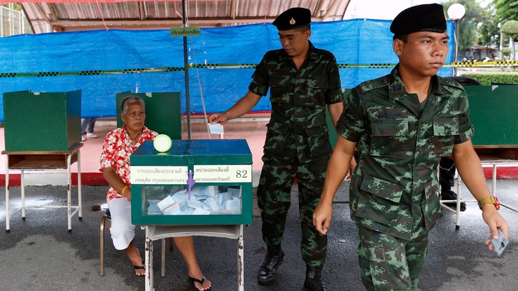 Junta rządząca Tajlandią po zamachu stanu zapowiada wybory