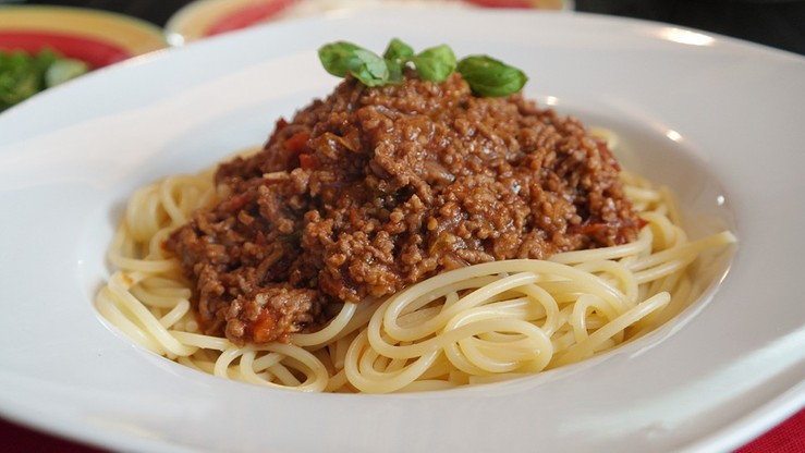 Włochy: burmistrz Bolonii przeciwko spaghetti po bolońsku