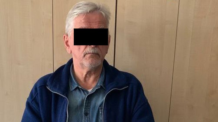 Warszawa. Schował się przed policją w szafie, 69-latkowi grozi osiem lat więzienia