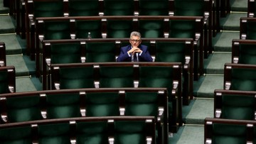Debata po pierwszej w nocy. Sejm o poprawkach Senatu do ustawy o sędziach TK