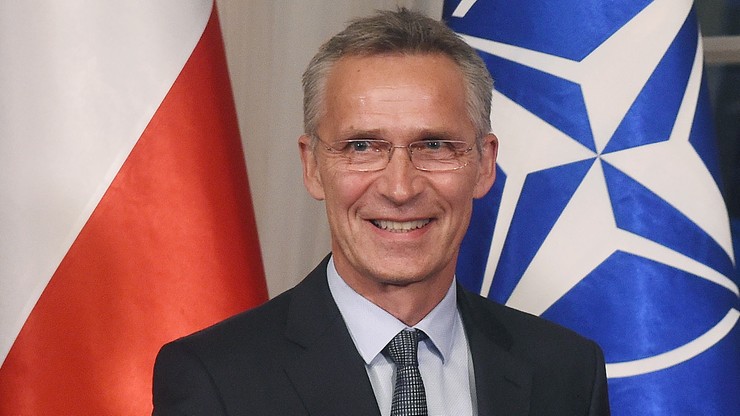 Stoltenberg: NATO wyśle dwóch obserwatorów na manewry wojskowe Zapad'17