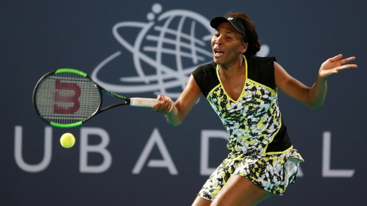 Venus pokonała Serenę w meczu sióstr Williams w pokazowym turnieju