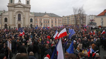 "Marsz Tysiąca Tóg" w Warszawie. "Nie są to normalne czasy"