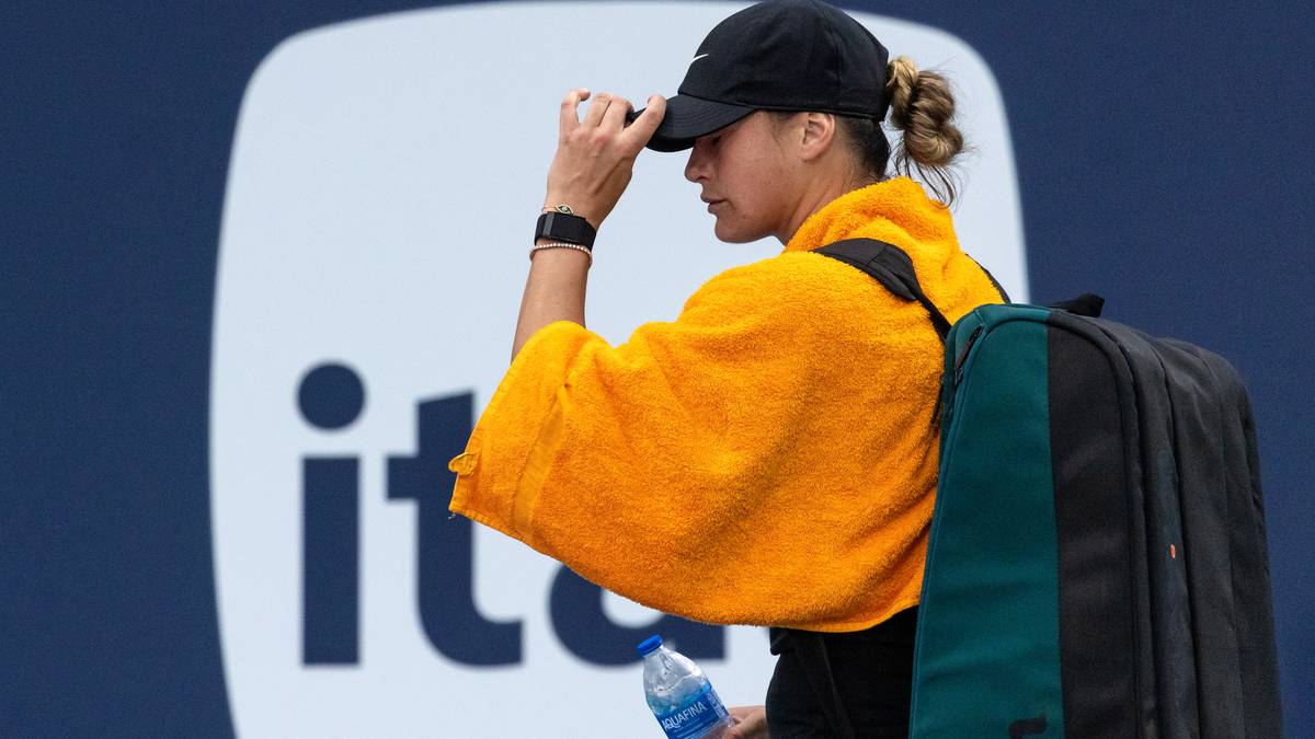 Roztrzaskała rakietę i nie podała ręki przeciwniczce. Aryna Sabalenka przegrała w Miami