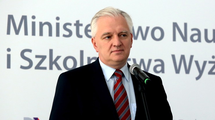 Kolejki przed poznańską AWF. Minister nauki chce wyjaśnień rektora