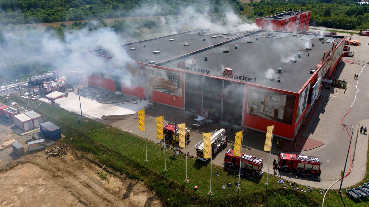 Katastrofalne skutki pożaru w Krośnie. "Zagrożenie życia i zdrowia"