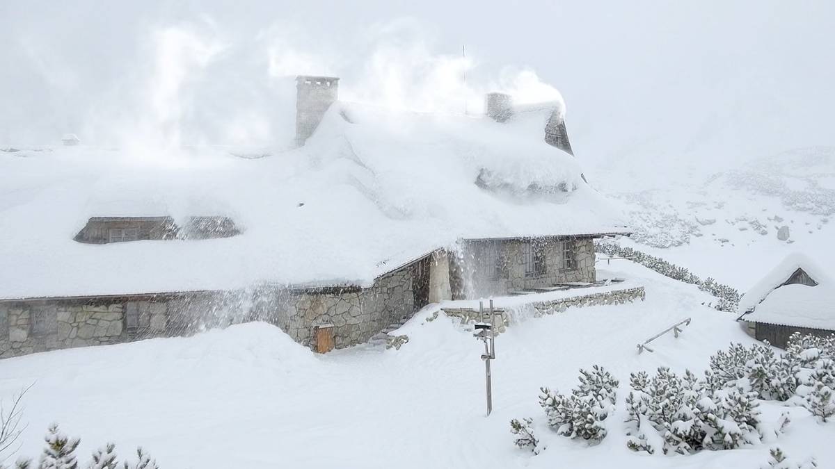 Schronisko w Dolinie Pięciu Stawów w Tatrach. Fot. Pixabay.