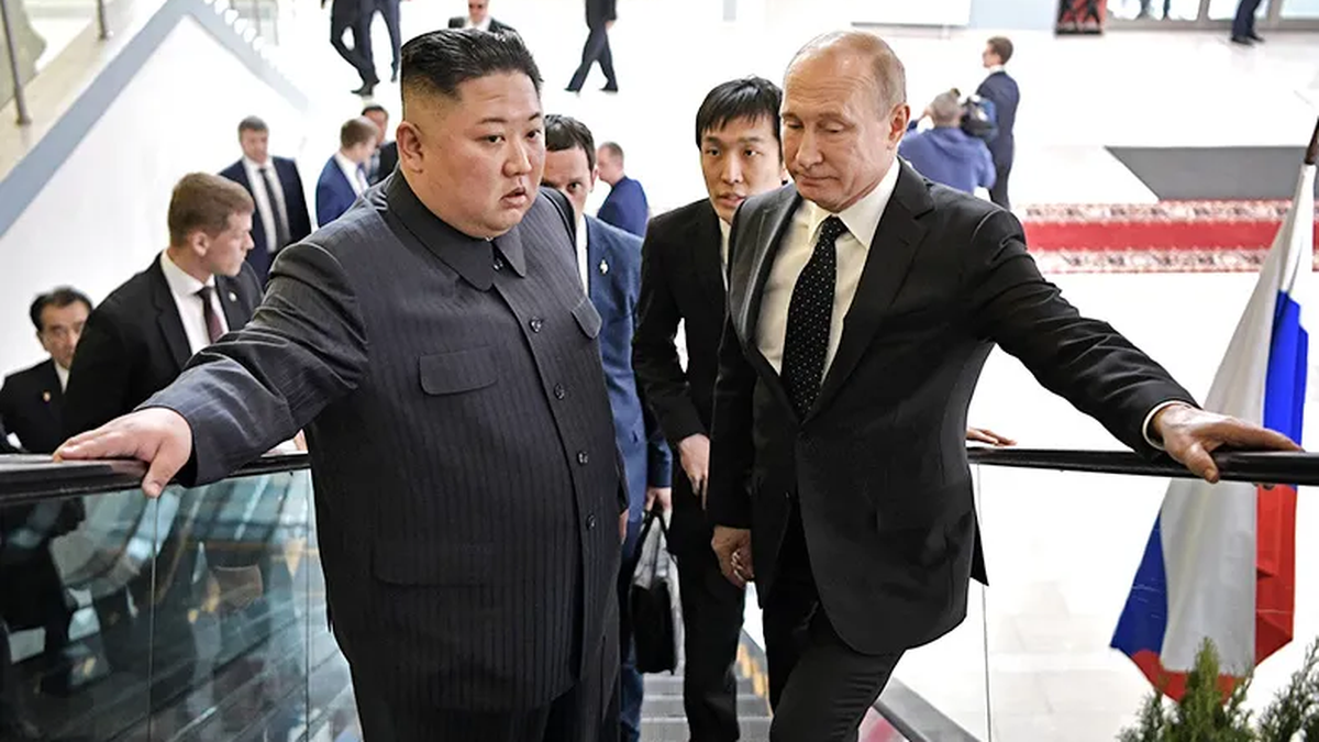 Rosja zacieśnia współpracę z Koreą Północną. Odwołane manewry z Białorusią