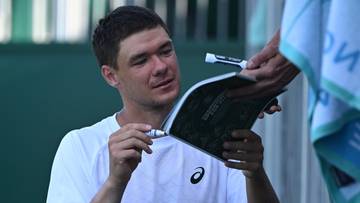 Majchrzak błyszczał na kortach Wimbledonu. Oto jego najlepsze zagrania (WIDEO)