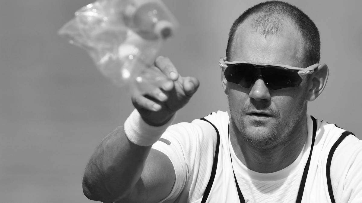 Two-time Olympic rowing champion Olaf Tufte dies aged 50