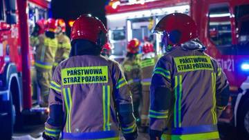 Wykolejenie pociągu towarowego pod Warszawą. Trwa akcja strażaków