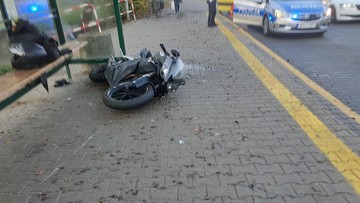 Motocykl uderzył w ludzi na przystanku w Radomiu