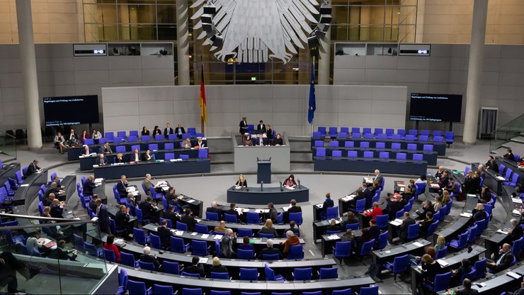 Wojna w Ukrainie. Niemcy. Bundestag za dostawą ciężkiej broni na Ukrainę