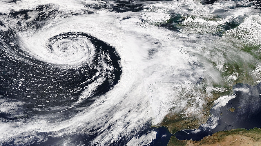 08.05.2019 09:00 Jest piękny, ale też niebezpieczny. Perfekcyjny niż wkracza nad Europę. Co nam przyniesie?