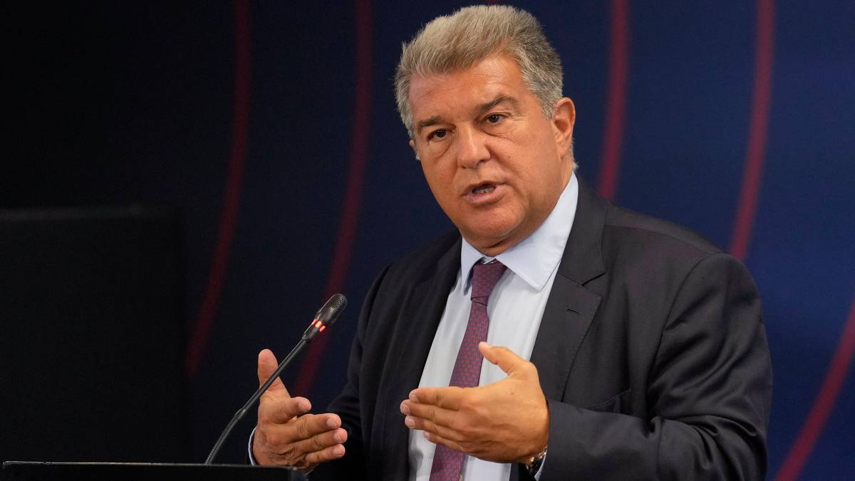 Prezydent FC Barcelona nie poleciał z drużyną na mecz LM. Powodem problemy zdrowotne