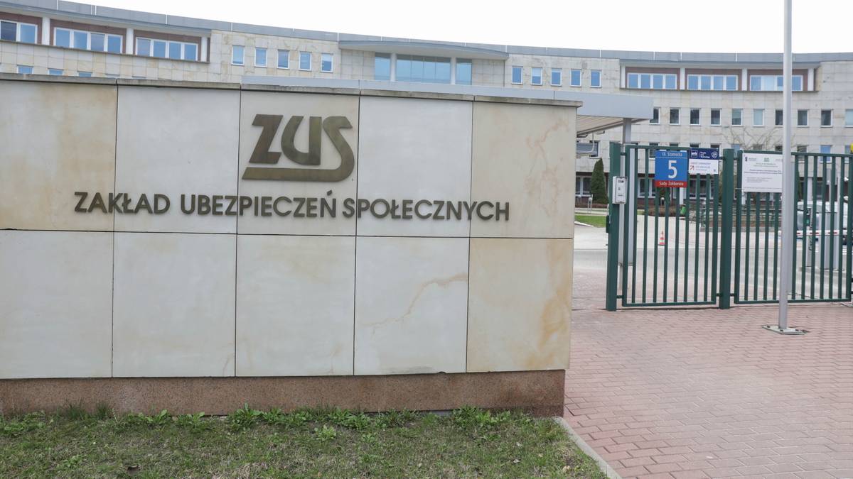 Wiceminister o proteście pracowników ZUS. "To nie jest strajk"