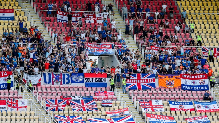 Liga Europy: Mecz Rangers z Legią w cieniu skandalu z udziałem kibiców