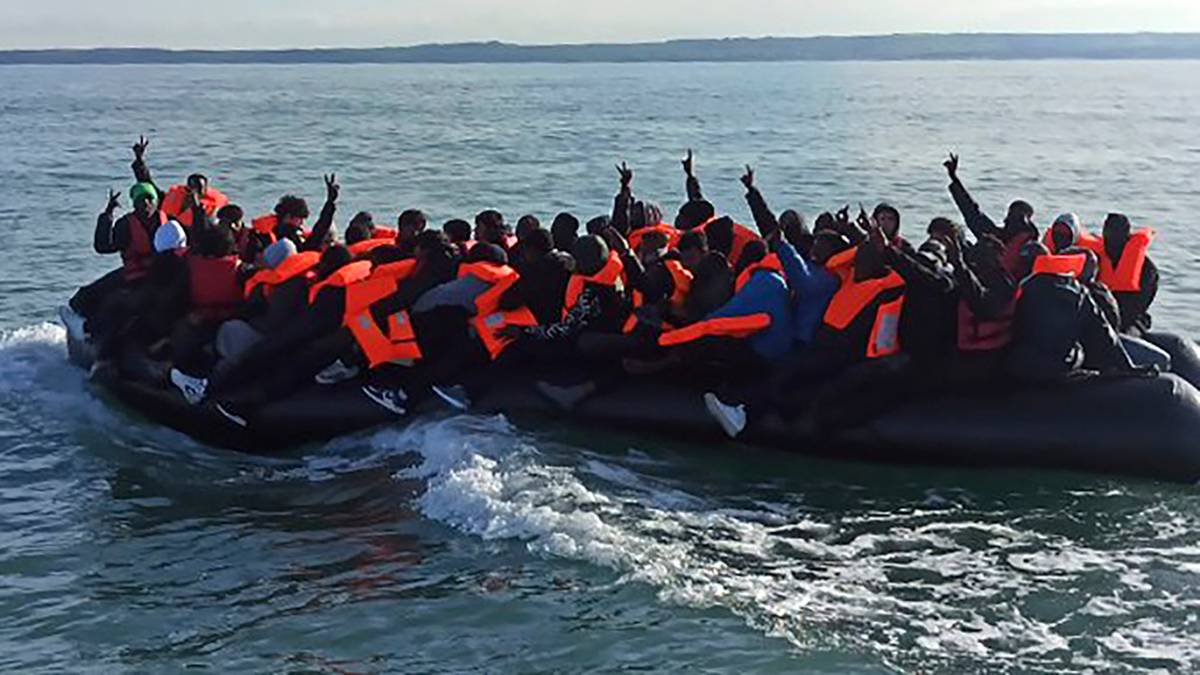 Na pokładzie były dziesiątki migrantów. Tragedia na kanale La Manche