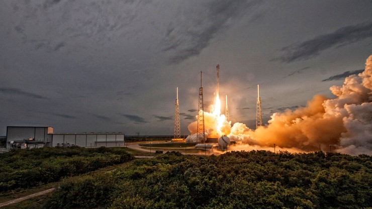 Po udanym lądowaniu rakieta Falcon 9 jest gotowa do kolejnego lotu