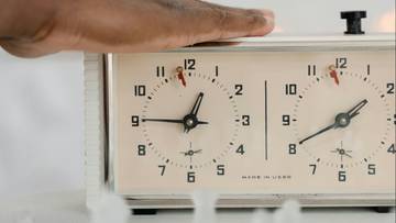 Krótszy weekend nadchodzi. Tego dnia przestawimy zegarki