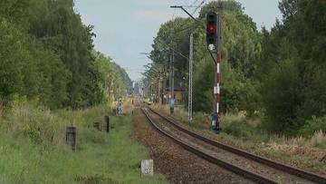 Samochód wjechał pod pociąg. Nie żyją cztery osoby