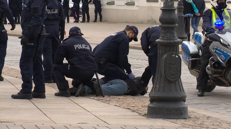Protest przedsiębiorców w Warszawie. Policja użyła gazu