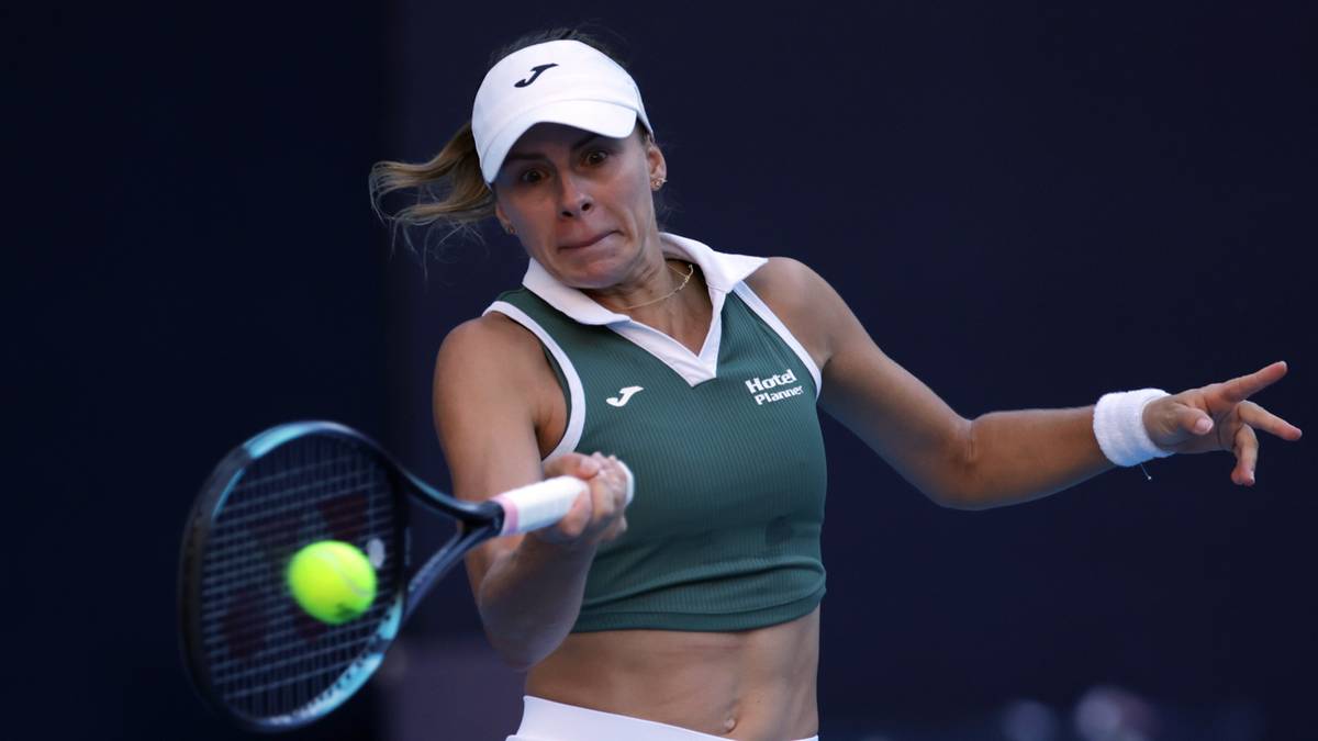 WTA w Wuhan: Magda Linette - Łesia Curenko. Relacja na żywo