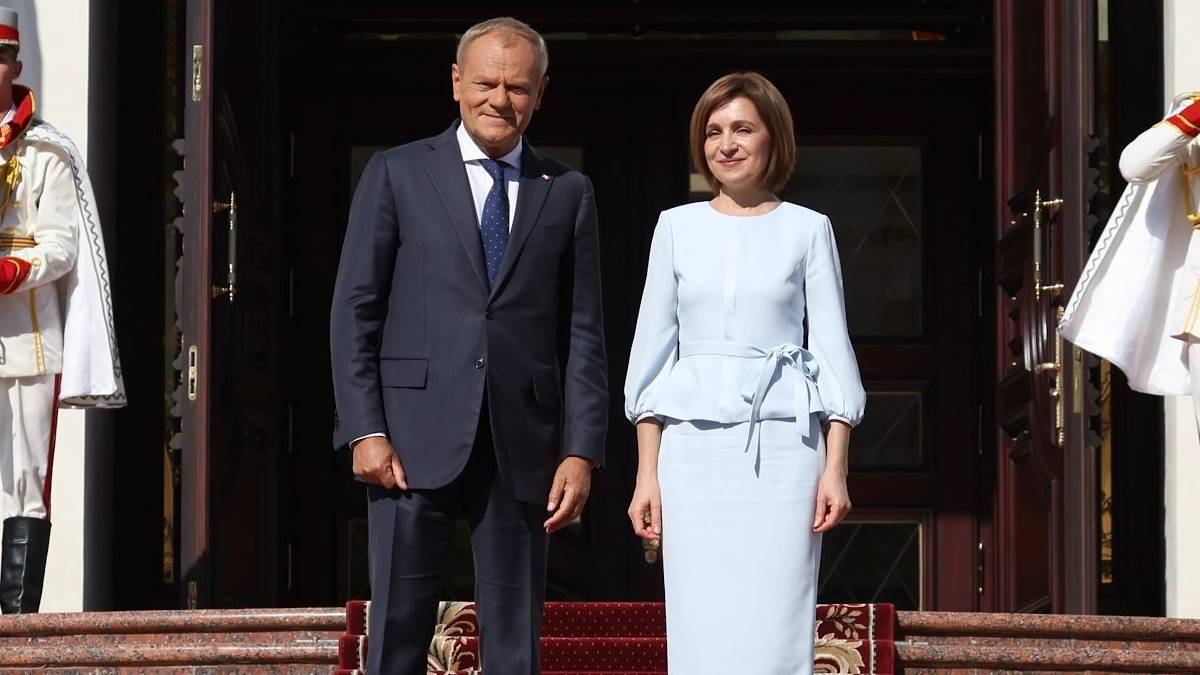 Donald Tusk przemówił na mołdawskim święcie. Wspomniał o "złych ludziach"