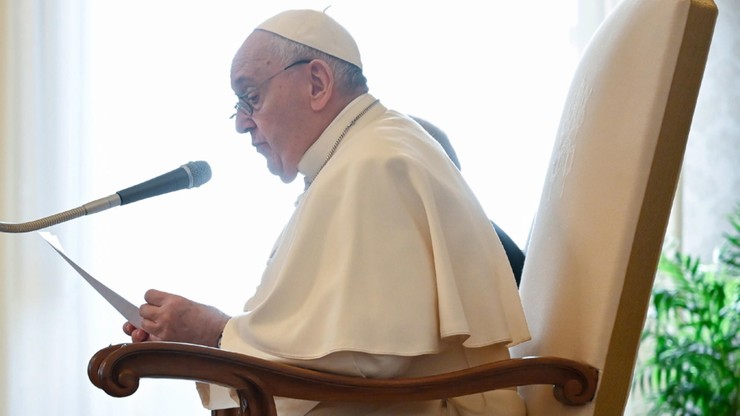 Media: papież Franciszek zaszczepiony przeciwko Covid-19