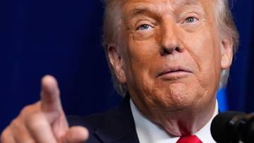 Trump ostrzega Iran. "USA przyjdą z odsieczą, jeśli zaczną strzelać"