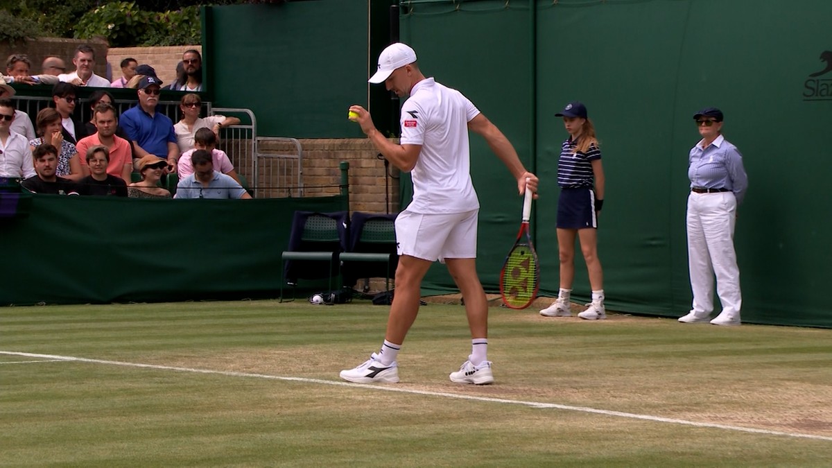 Polak w trzeciej rundzie Wimbledonu! Hiszpan i Francuz za burtą