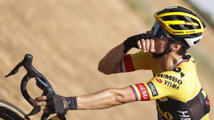 Vuelta a Espana: Zwycięstwo etapowe Madsa Pedersena, upadek Primoza Roglica