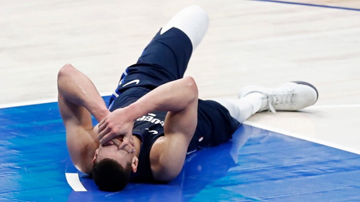 NBA: Mavericks przegrali z Clippers i na dłużej stracili Powella