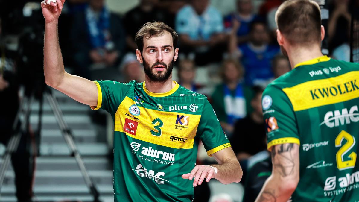 Aaron Russell signs on for third season at Aluron CMC Warta Zawiercie