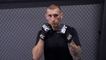 Francuz okazał się za mocny! Przegrana Ruchały w debiucie w UFC