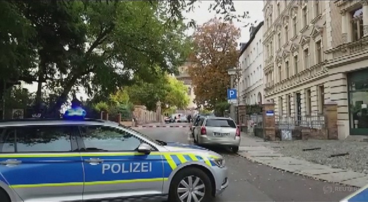 Atak na synagogę w Halle, dwie osoby nie żyją [NAGRANIE]