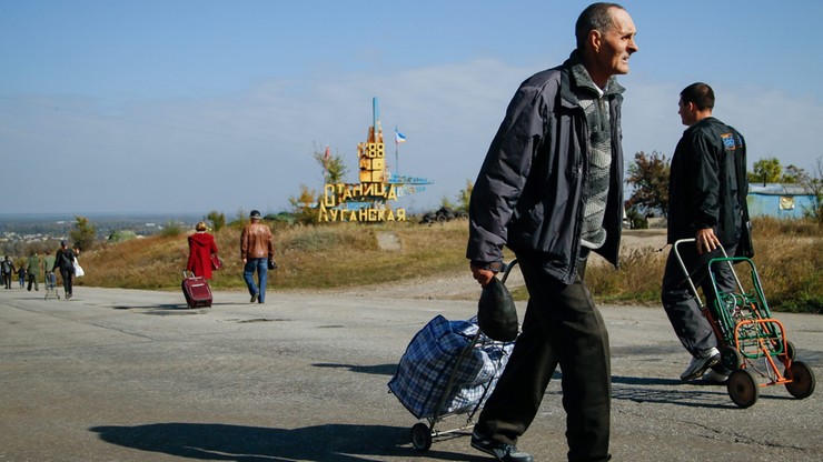 Ukraina: strony konfliktu w Donbasie zaczynają wycofywać swoje siły