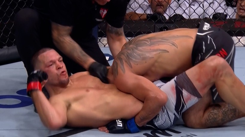 UFC 279: Nate Diaz wygrał z Tonym Fergusonem przez poddanie. Wyniki i skróty walk (WIDEO)