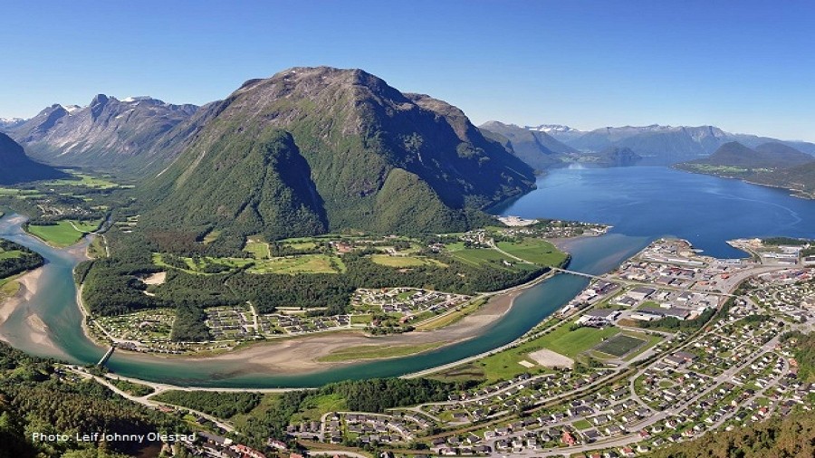 Åndalsnes, to tutaj padł rekordo styczniowego ciepła. Fot. Leif Johnny Olestad.