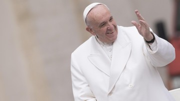 Papież apeluje do księży o okazywanie bliskości parom żyjącym bez ślubu
