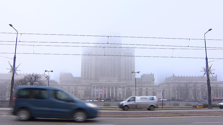 Duży smog w Warszawie. W środę może być jeszcze gorzej. Ratusz ostrzega mieszkańców