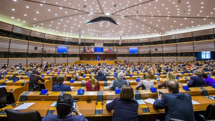 Parlament Europejski za zniesieniem wiz dla Gruzinów