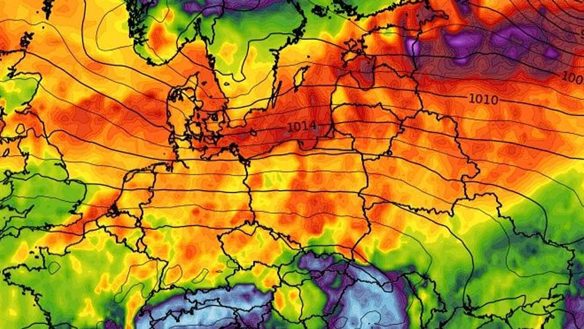 Niebezpieczna pogoda w długi weekend. Fot. wxcharts.com