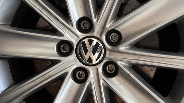 Volkswagen planuje zaciągnąć 20 mld euro kredytów. Na koszty afery